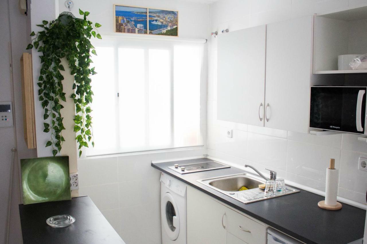 Centrico Apartamento Nuevo, Zona Corte Ingles マラガ エクステリア 写真