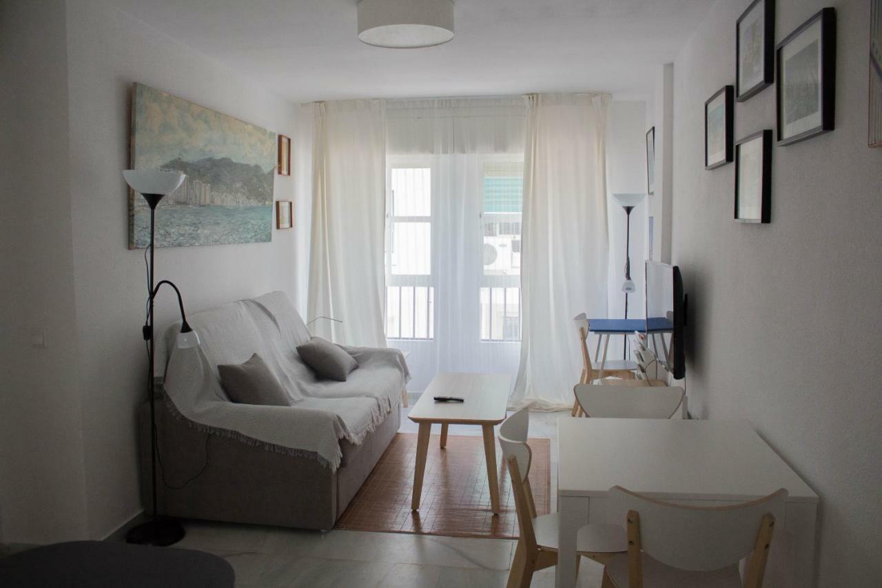 Centrico Apartamento Nuevo, Zona Corte Ingles マラガ エクステリア 写真