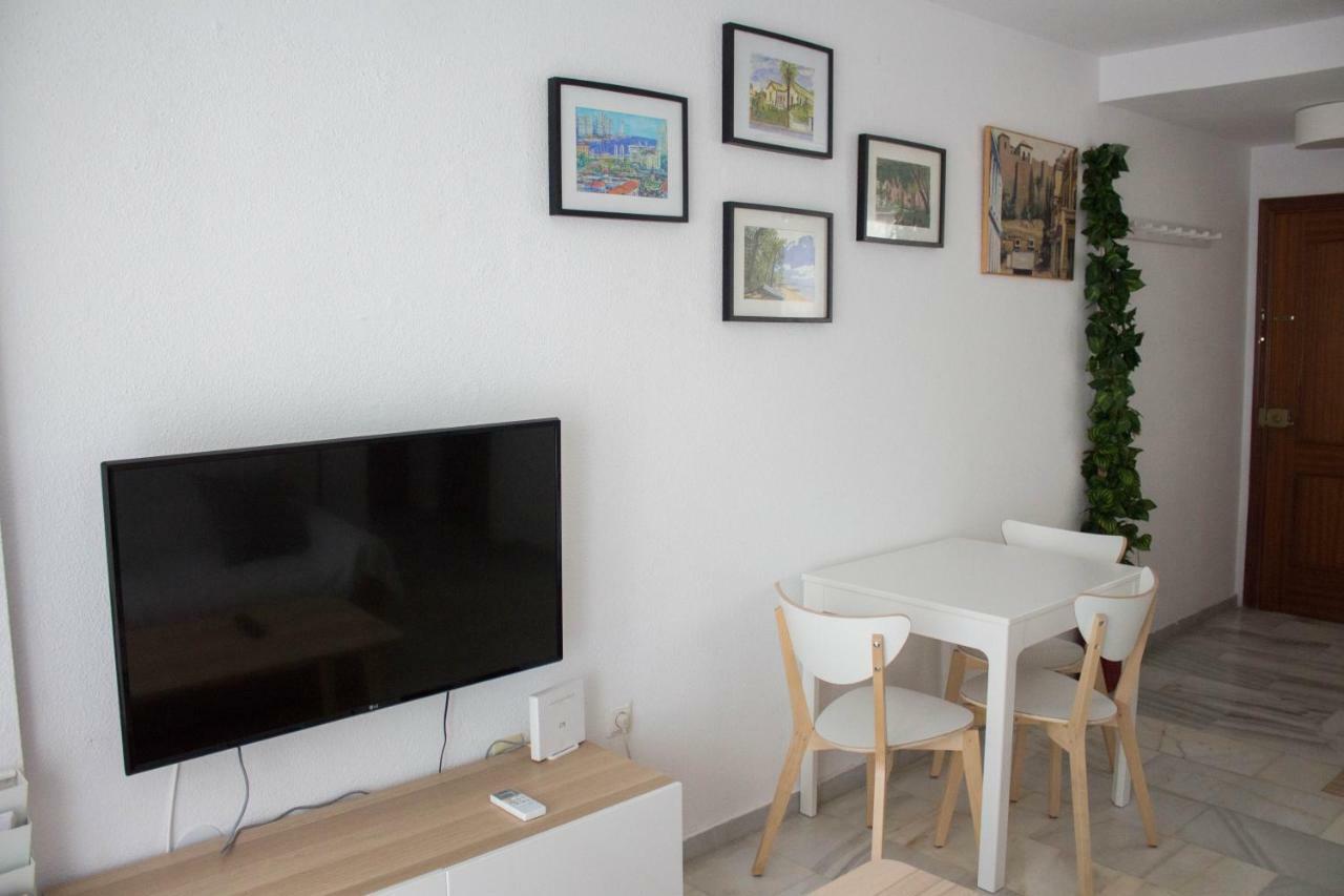 Centrico Apartamento Nuevo, Zona Corte Ingles マラガ エクステリア 写真